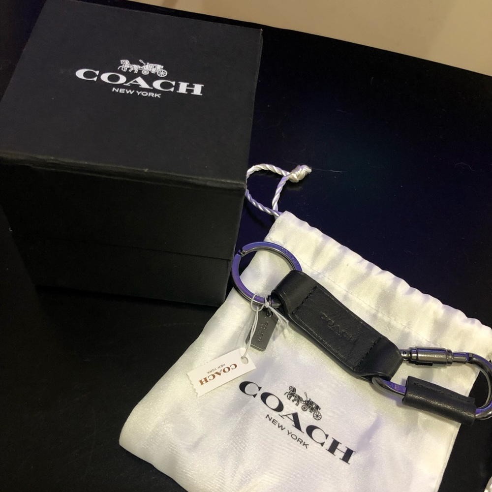 Coach key fob keychain